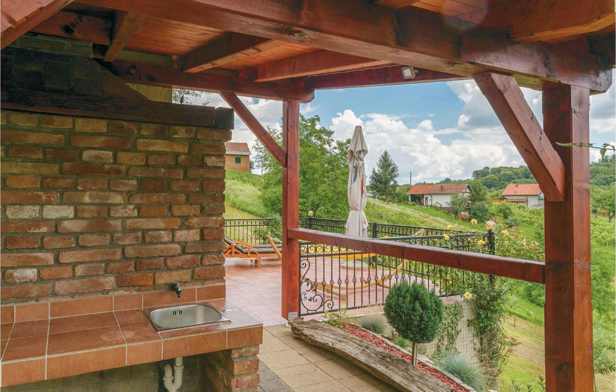 Beautiful Home In Sv,Martin Na Muri With Jacuzzi สเวติ มาร์ติน นา มูรี ภายนอก รูปภาพ